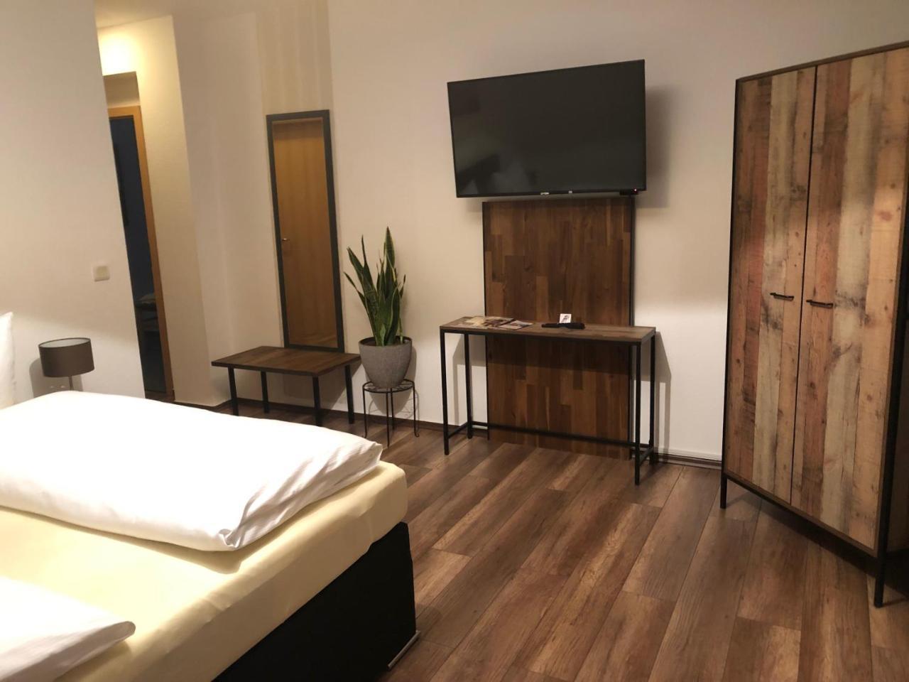 Hotel Garni Zum Rebstock Naumburg  Eksteriør bilde